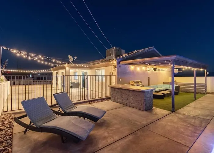 Pool Minutes To Havasu Sleeps 12 Holiday home Lake Havasu City